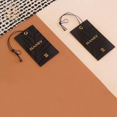Хорошая цена Красный Custom Kraft Print Одежда Теги водонепроницаемый Custom Logo Теги для одежды онлайн