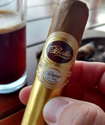 Хорошая цена Custom ISO9001:2008 Certified Cigar Labels with Silk Screen and Flexographic Printing for Luxury Branding онлайн